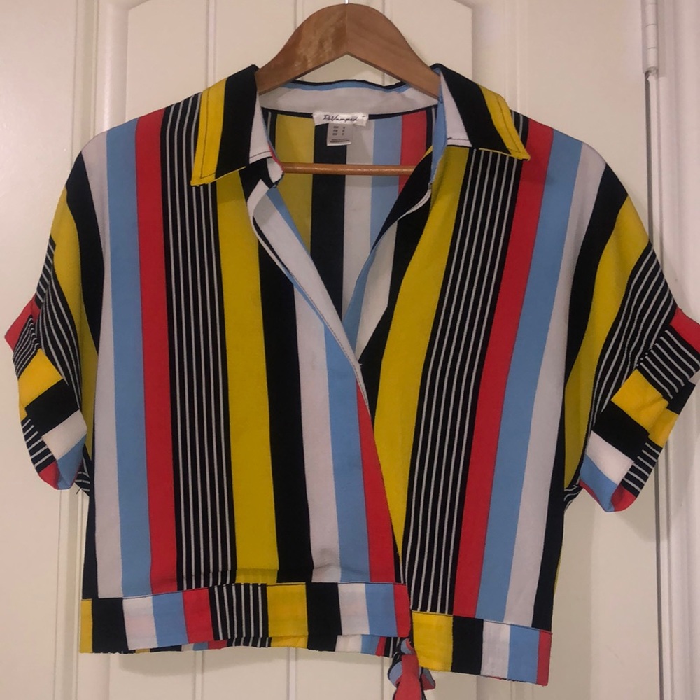 Women’s Size Small Retro Collar Blouse